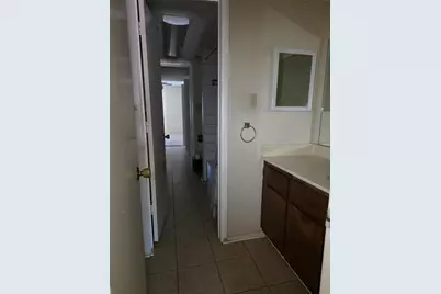 2411 Springmont Court, Arlington, TX 76012 - Photo 12