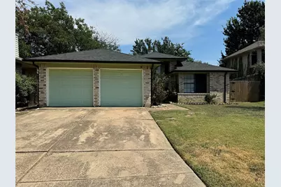 6511 Devine Drive, Arlington, TX 76001 - Photo 1