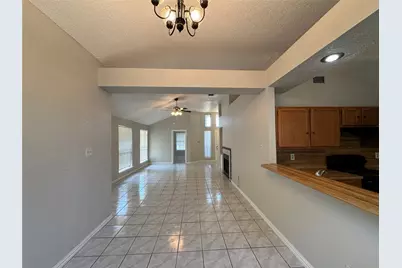 6511 Devine Drive, Arlington, TX 76001 - Photo 16