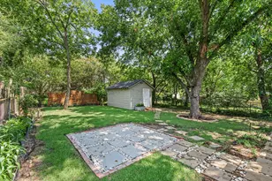 311 W Scott St, Sherman, TX 75092 - Photo 24