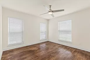 311 W Scott St, Sherman, TX 75092 - Photo 18