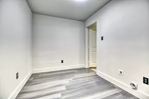 751 Botany Bay Dr, Dallas, TX 75211 - Photo 16