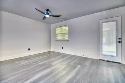 751 Botany Bay Drive, Dallas, TX 75211 - Photo 22