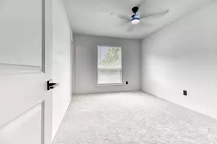 751 Botany Bay Dr, Dallas, TX 75211 - Photo 6