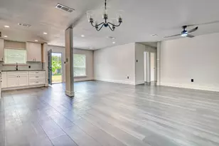 751 Botany Bay Dr, Dallas, TX 75211 - Photo 28