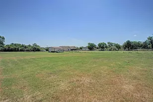 8789 Hutcheson Hill Rd, Springtown, TX 76082 - Photo 26