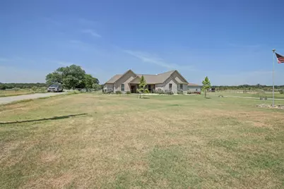 8789 Hutcheson Hill Road, Springtown, TX 76082 - Photo 2