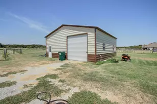 8789 Hutcheson Hill Rd, Springtown, TX 76082 - Photo 28