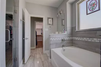 8789 Hutcheson Hill Road, Springtown, TX 76082 - Photo 16