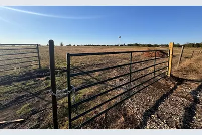 2497 County Road 3320 #3, Pecan Gap, TX 75469 - Photo 2