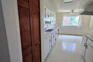 14517 Dennis Ln, Farmers Branch, TX 75234 - Photo 12