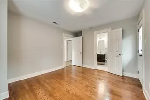 1218 W Clarendon Dr, Dallas, TX 75208 - Photo 12