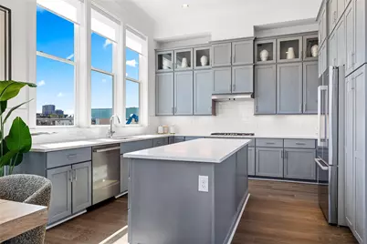 215 Carroll Street, Fort Worth, TX 76107 - Photo 10