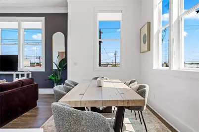 215 Carroll Street, Fort Worth, TX 76107 - Photo 8