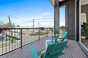 215 Carroll St, Fort Worth, TX 76107 - Photo 18