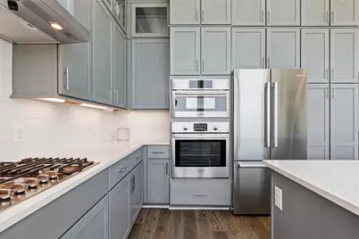 215 Carroll Street, Fort Worth, TX 76107 - Photo 16