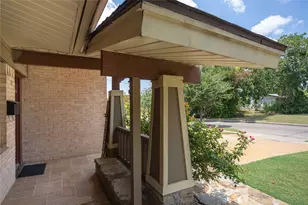 1800 Burning Tree Ln, Carrollton, TX 75006 - Photo 2