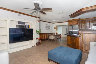 1800 Burning Tree Lane, Carrollton, TX 75006 - Photo 4