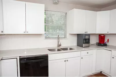 212 Penn Street, Waxahachie, TX 75165 - Photo 8