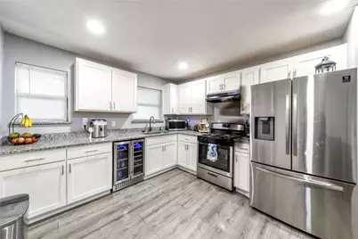 726 Royal Crest, Mesquite, TX 75149 - Photo 4