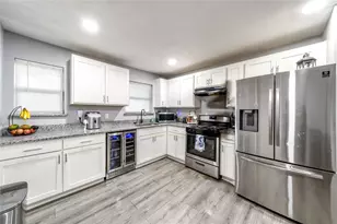 726 Royal Crest, Mesquite, TX 75149 - Photo 4