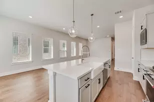 913 Ash Rd, Plano, TX 75075 - Photo 8