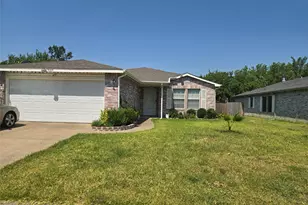 1009 Mill Branch Dr, Garland, TX 75040 - Photo 1