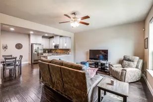 4665 Dozier Rd, Carrollton, TX 75010 - Photo 8