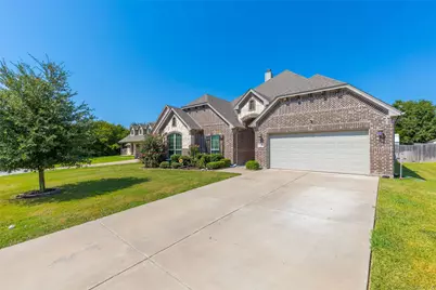 544 McKittrick Court, Godley, TX 76044 - Photo 2