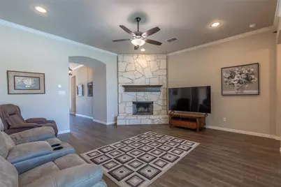 544 McKittrick Court, Godley, TX 76044 - Photo 10