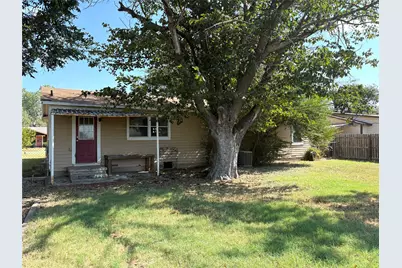 513 E Conner Street, Eastland, TX 76448 - Photo 18
