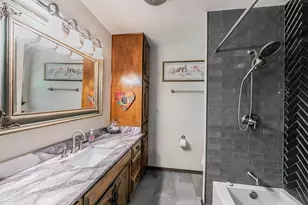 2406 Drawbridge Dr, Arlington, TX 76012 - Photo 32