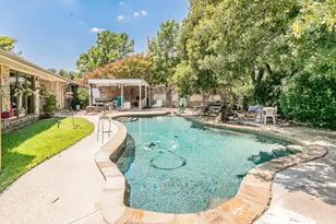 2406 Drawbridge Dr, Arlington, TX 76012 - Photo 38