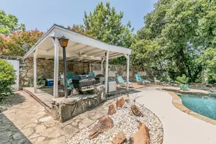 2406 Drawbridge Dr, Arlington, TX 76012 - Photo 36