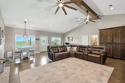 1106 Private Road 425, Whitewright, TX 75491 - Photo 6