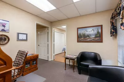 2335 W Green Oaks Boulevard #B, Arlington, TX 76016 - Photo 6