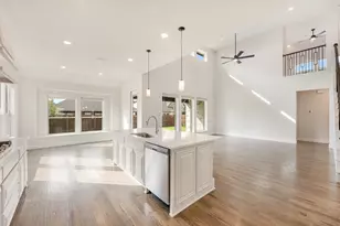 812 Blue Fescue Rd, Fort Worth, TX 76247 - Photo 10