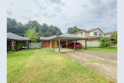 3713 Bryce Avenue, Fort Worth, TX 76107 - Photo 2