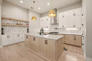 2092 Holt Way, Grapevine, TX 76051 - Photo 14