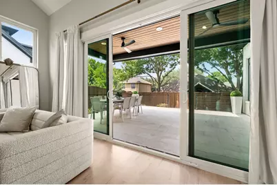 2092 Holt Way, Grapevine, TX 76051 - Photo 12