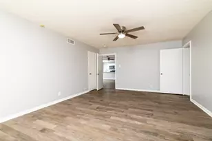 637 Post Oak Dr, Hurst, TX 76053 - Photo 20