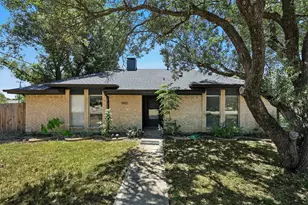 1002 Kingston Dr, Lewisville, TX 75067 - Photo 2