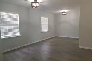 5036 Avery Ln, The Colony, TX 75056 - Photo 2