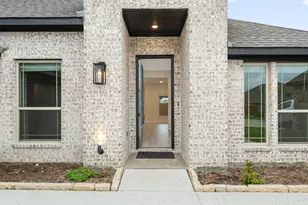 1028 Hickory Chase Dr, Godley, TX 76044 - Photo 4