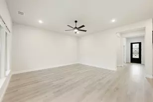 1028 Hickory Chase Dr, Godley, TX 76044 - Photo 8