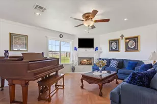 596 County Rd 3425, Clifton, TX 76634 - Photo 20