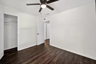 205 Volunteer Dr, Arlington, TX 76014 - Photo 18