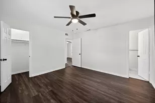 205 Volunteer Dr, Arlington, TX 76014 - Photo 16