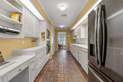 3907 Old Mill Road, Waco, TX 76710 - Photo 10