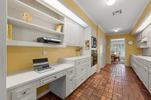 3907 Old Mill Rd, Waco, TX 76710 - Photo 10